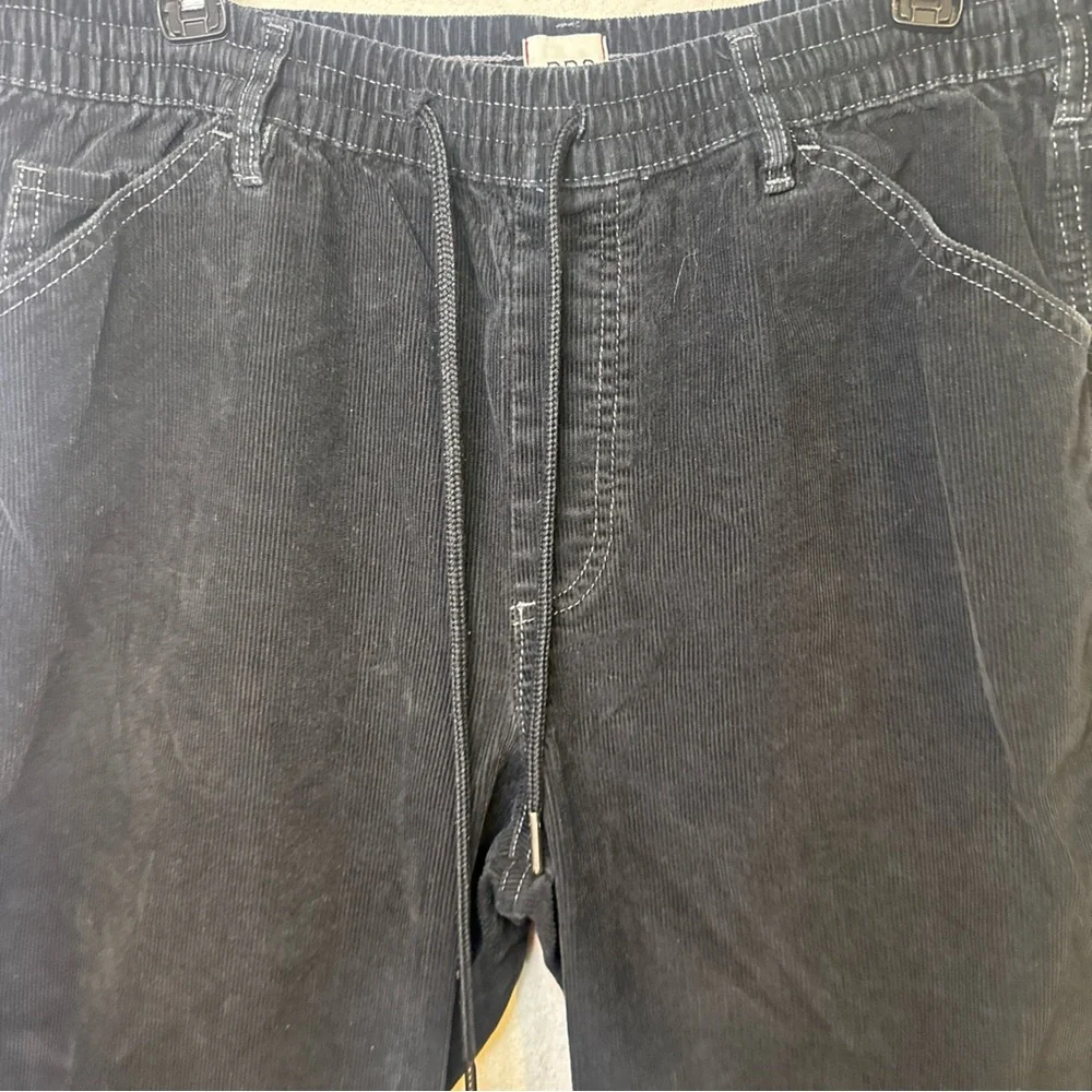 bdg urban outfitters black corduroy Black Women’s Pants Size‎ Large